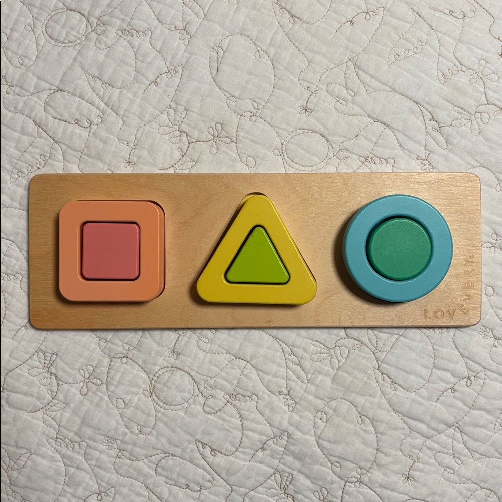 LOVEVERY Wooden Shape Sorting Puzzle